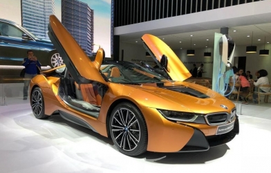 BMW i8: Thông số, đánh giá & giá bán tại Việt Nam (11/2020)